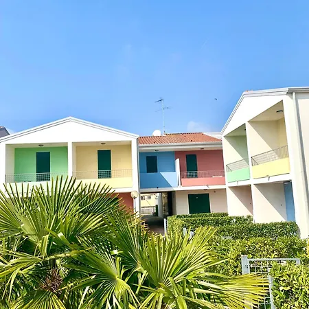 Apartment De Lux Swimming Pool, Parking, Garden 2 Caorle