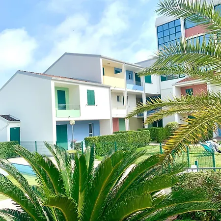 De Lux Swimming Pool, Parking, Garden 2 Apartament Caorle