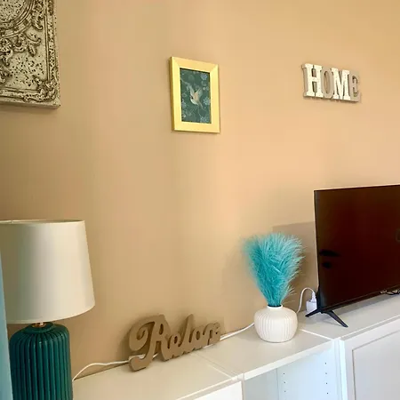 De Lux Swimming Pool, Parking, Garden 2 Apartment